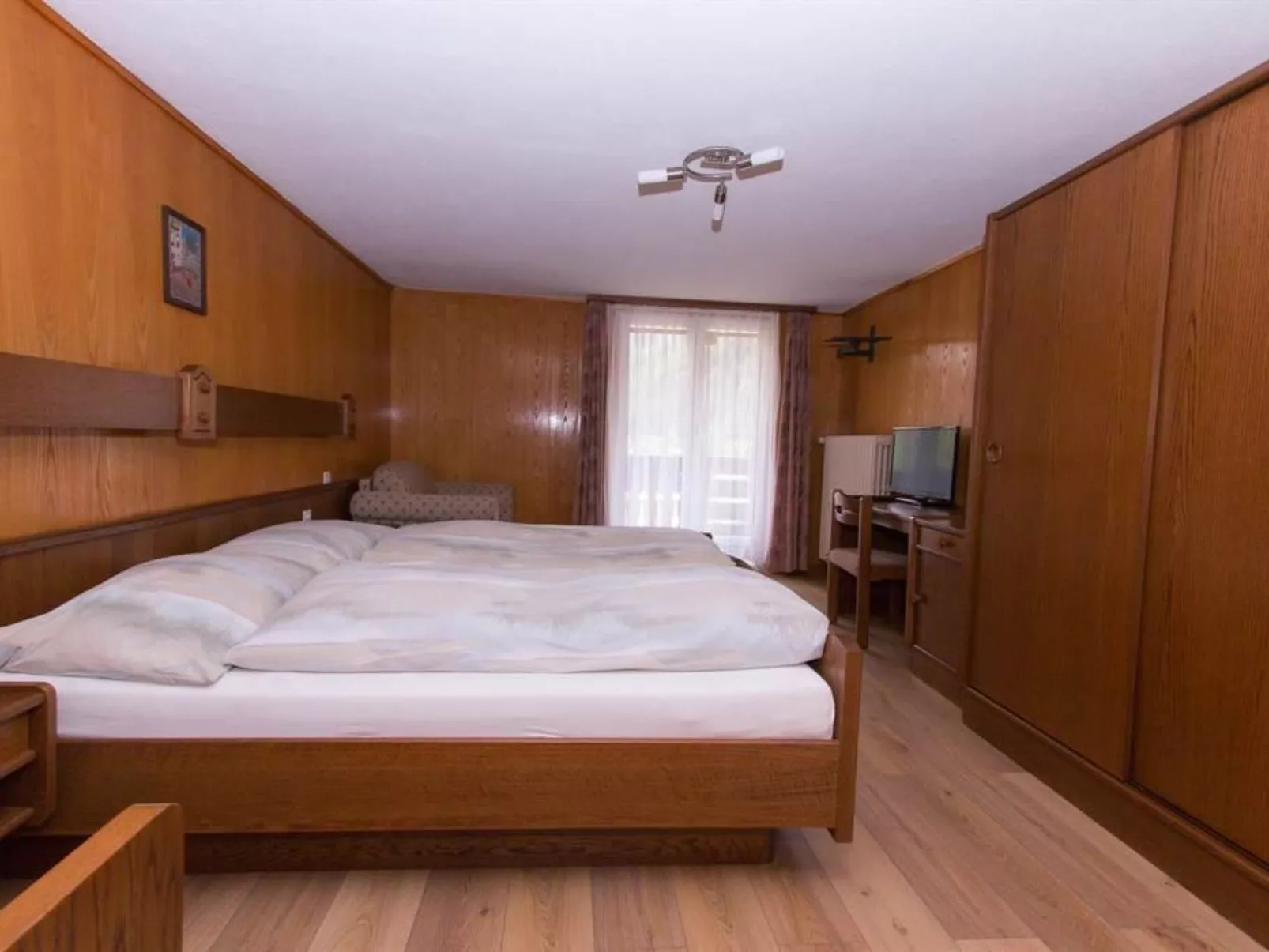 Monte Rosa-Inside
