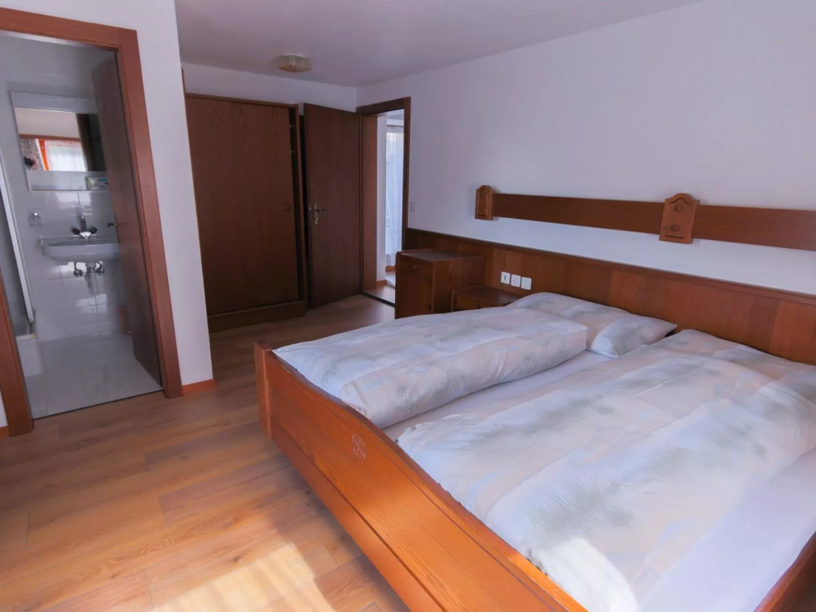 Monte Rosa-Inside