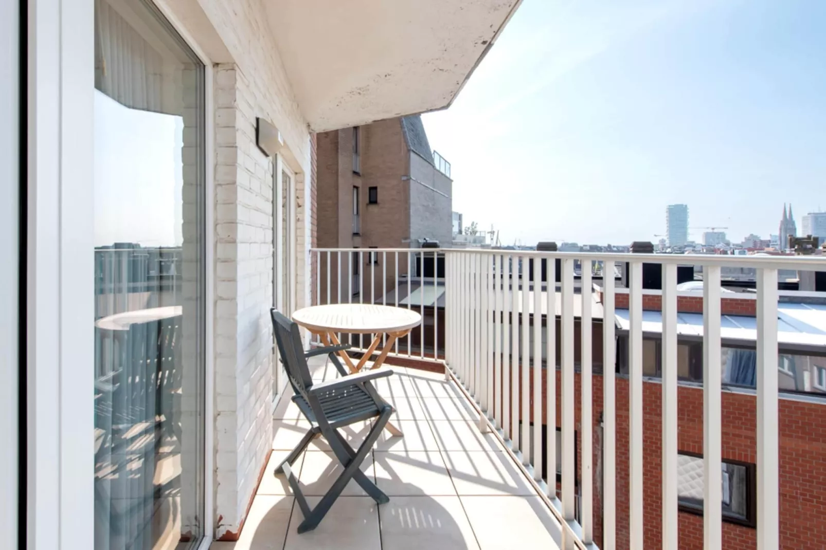 Albert 0601-Terrace balcony