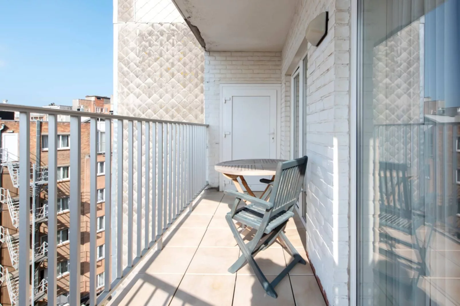 Albert 0601-Terrace balcony