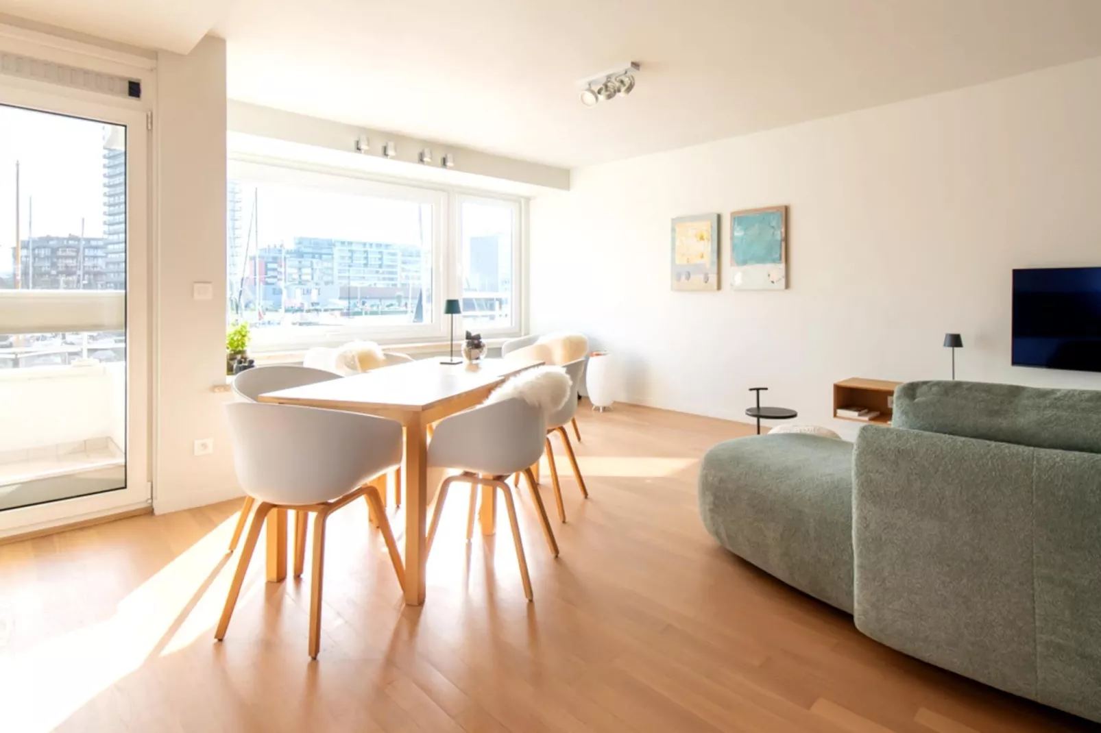 Josmar 0104-Living room