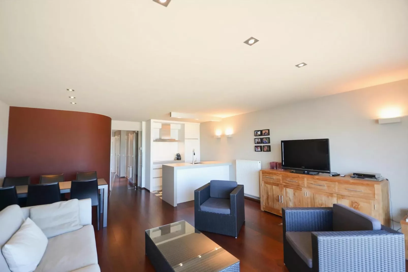 ALEXINE/ALEX0601-Living room