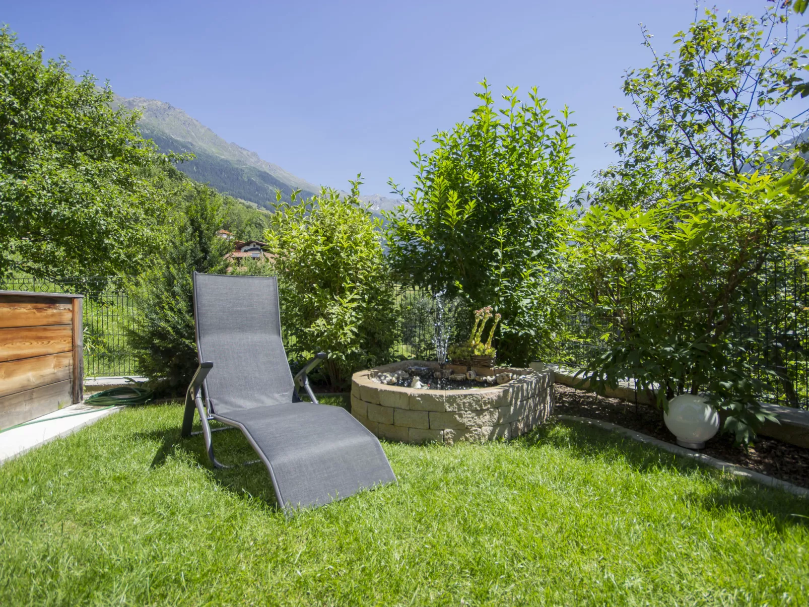 Venier-Outside