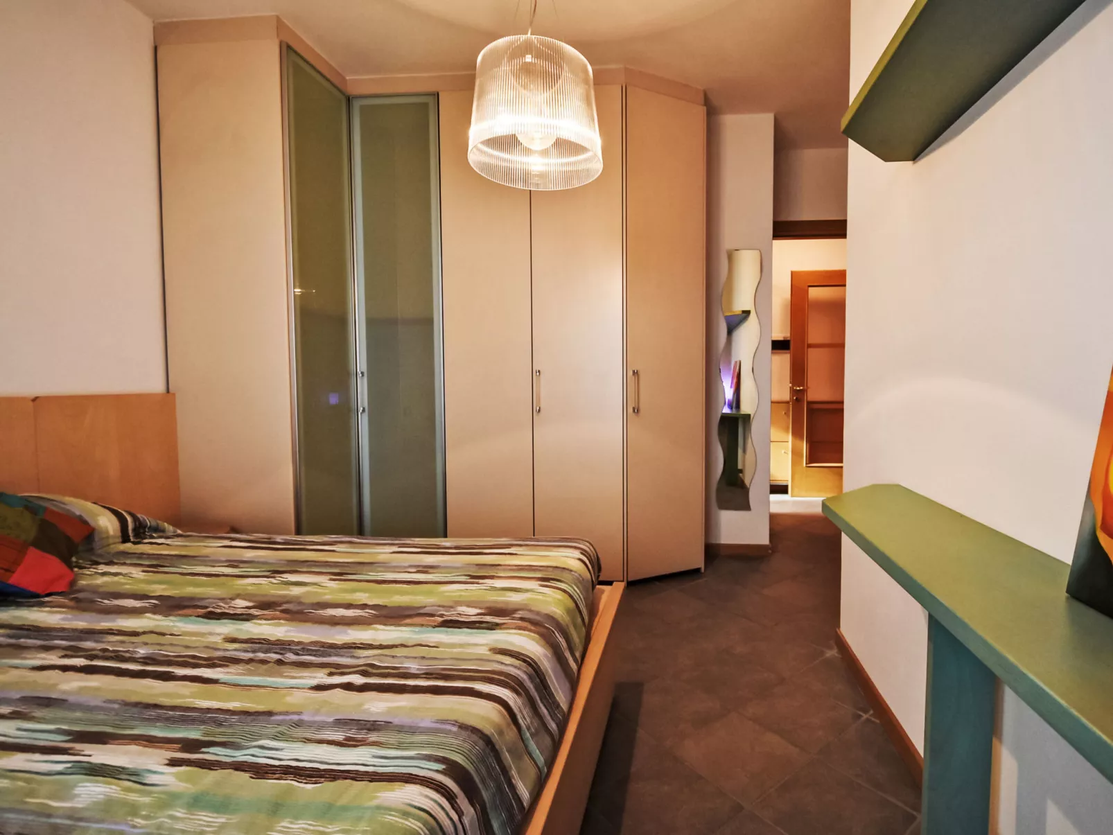 Sedini Flat-Inside