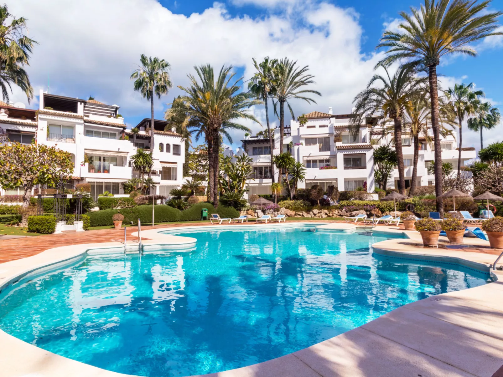 Alcazaba Beach-Outside