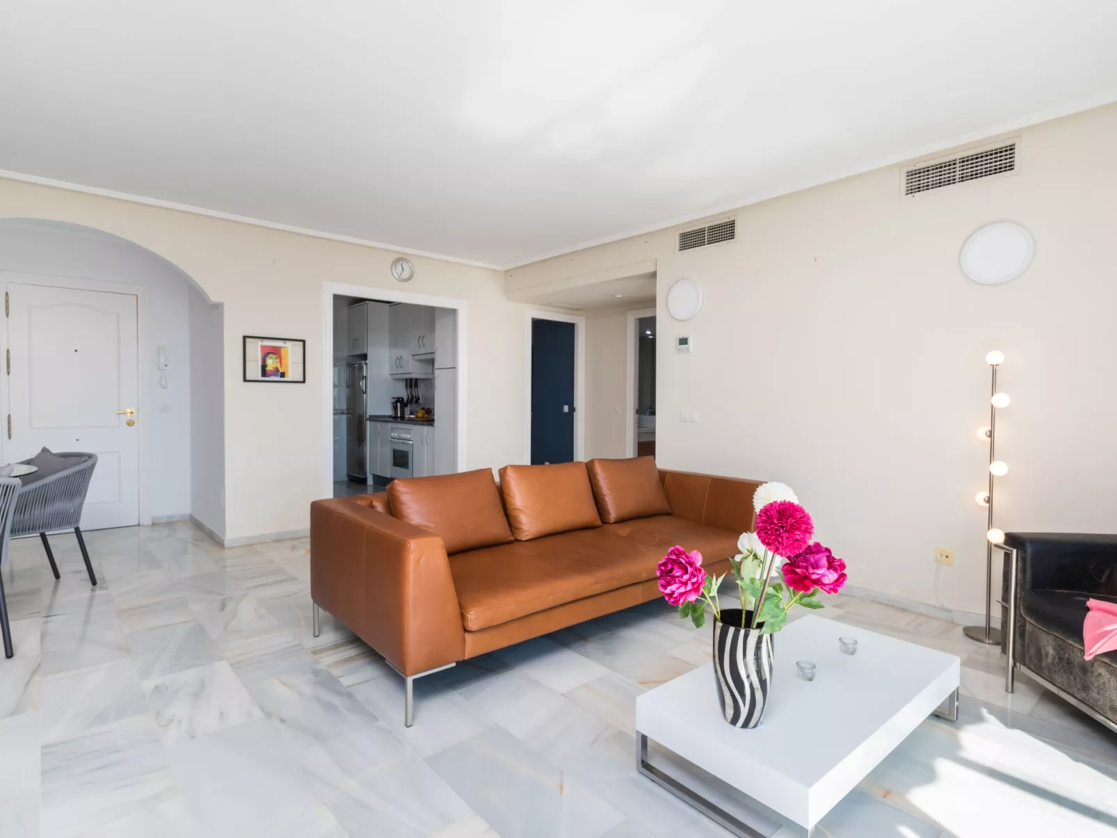 Penthouse Greenview-Inside