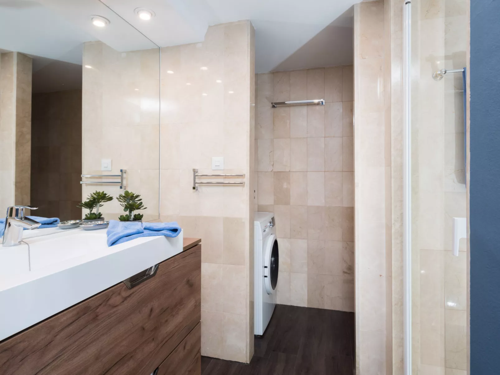 Penthouse Greenview-Inside