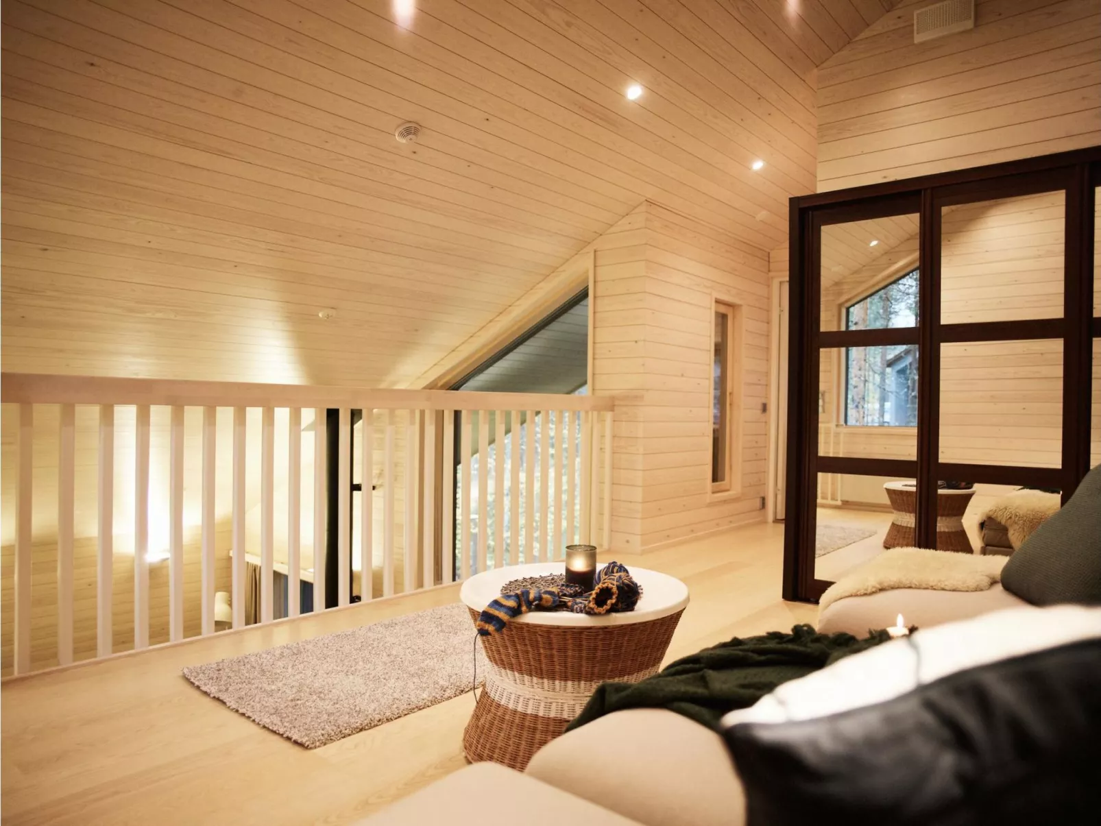Petäjä a-Inside