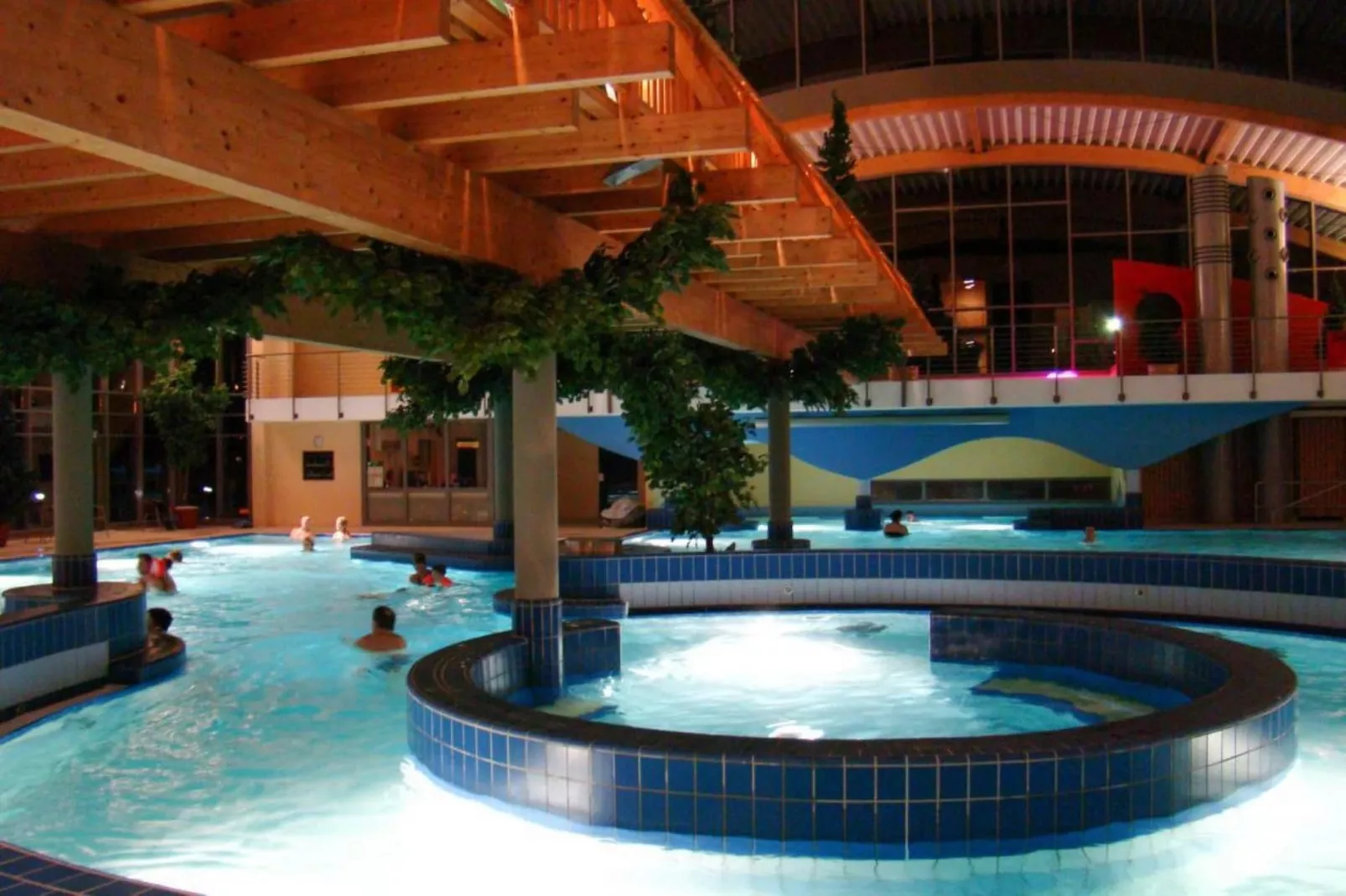 Typ A ca90-97qm-Pool