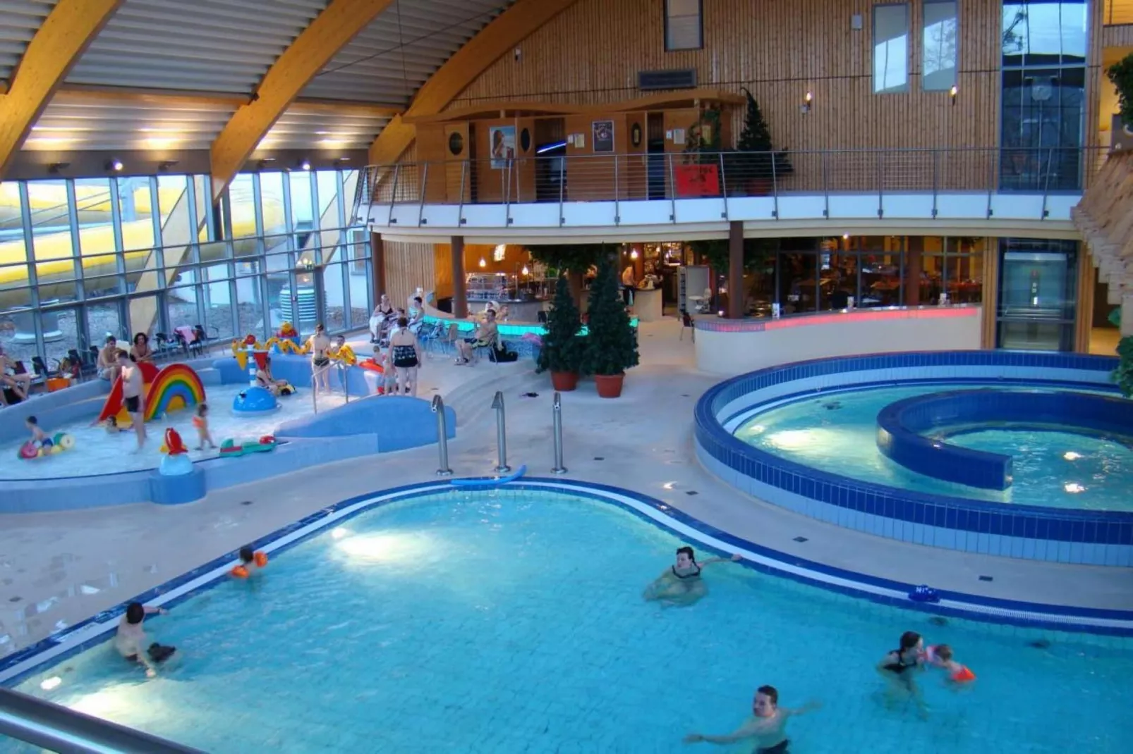 Typ A ca90-97qm-Pool