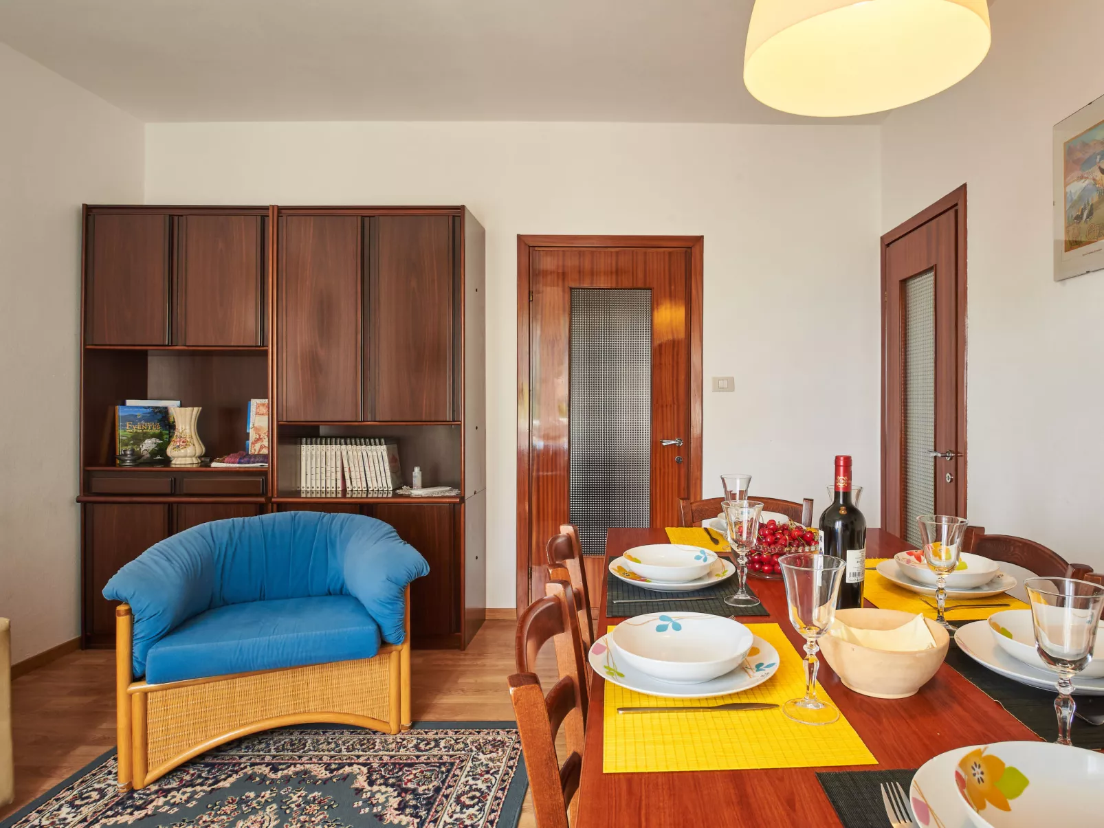 Punto Lago-Inside