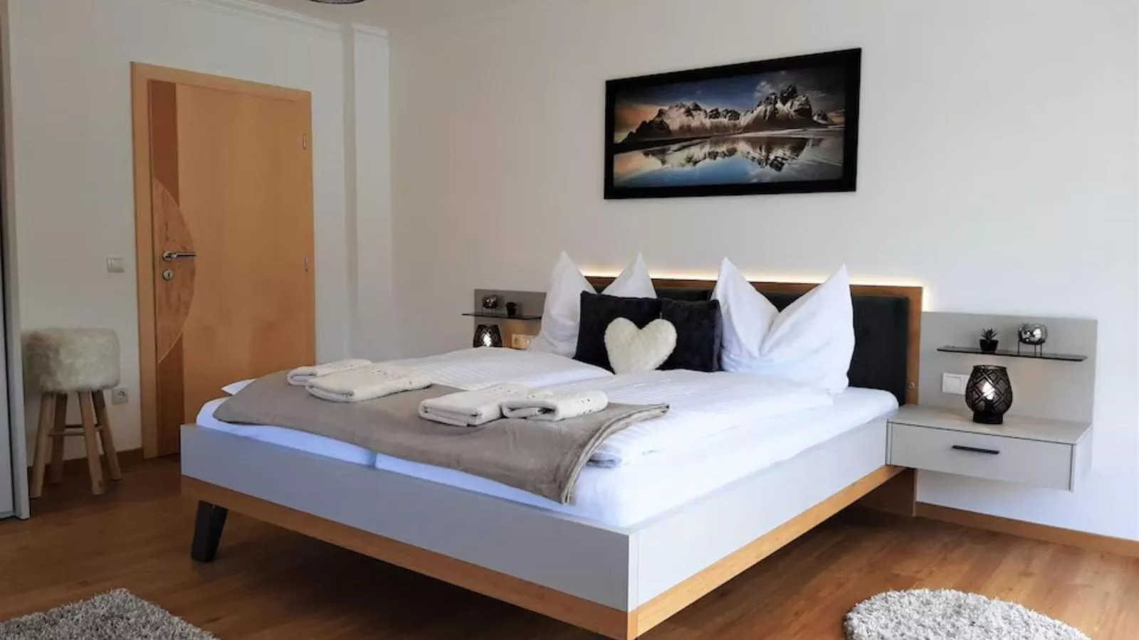 Tina-Bedroom