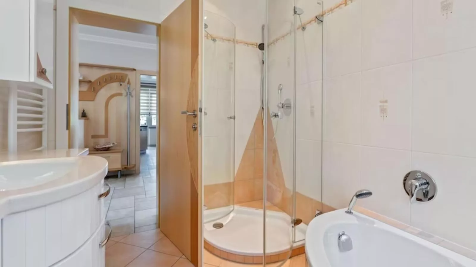 Tina-Bathroom