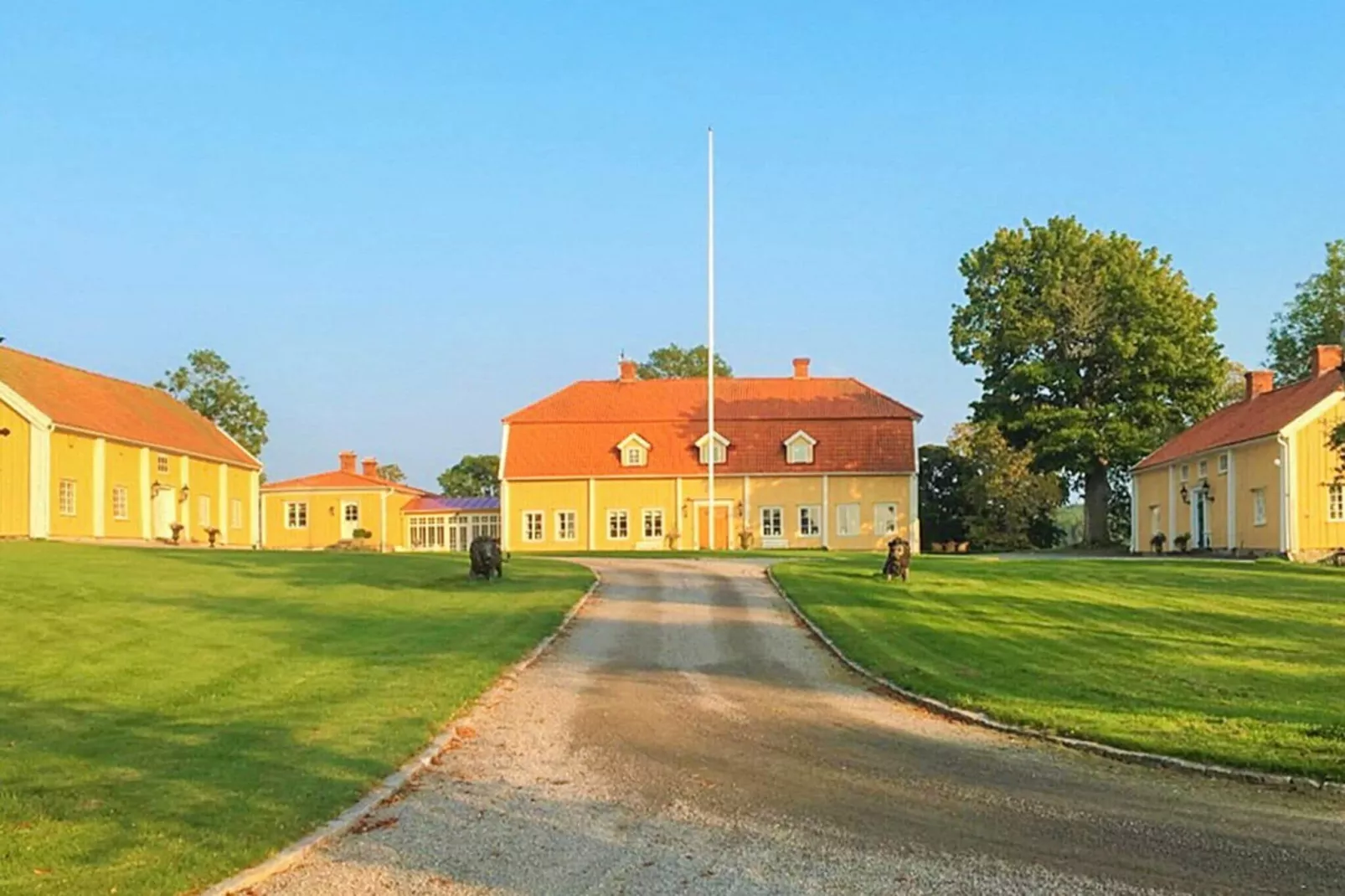 14 Personen Ferienhaus in HOVA-By Traum-Außenbereich