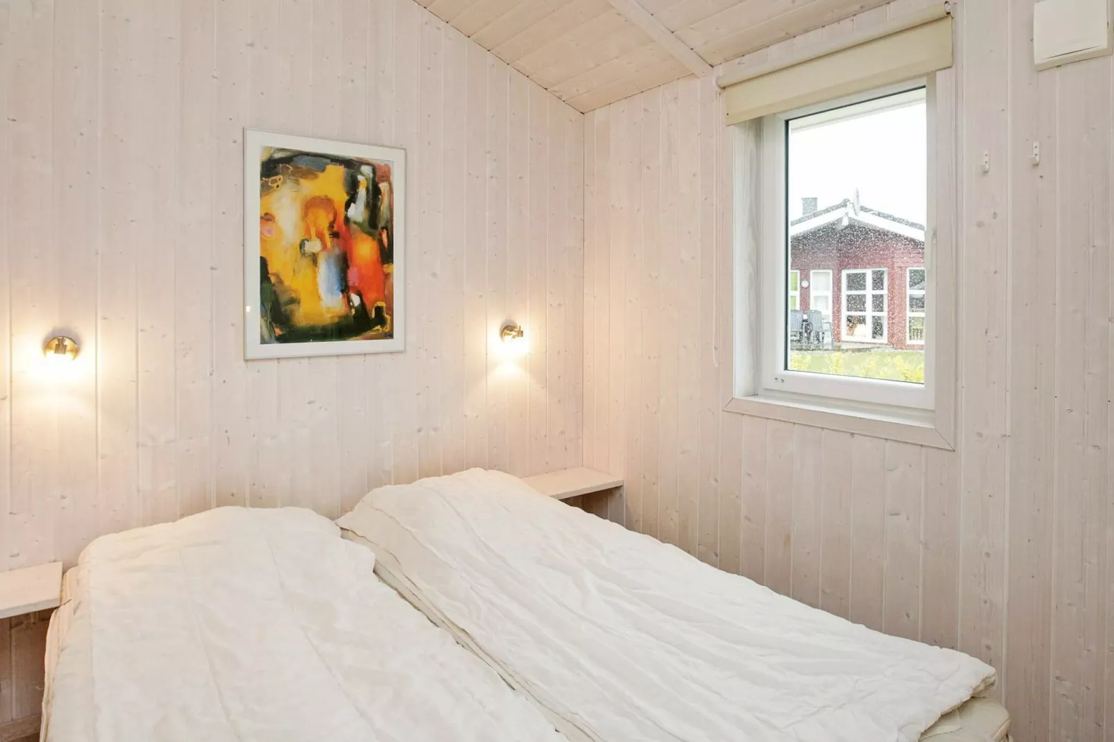 S47-Indoor