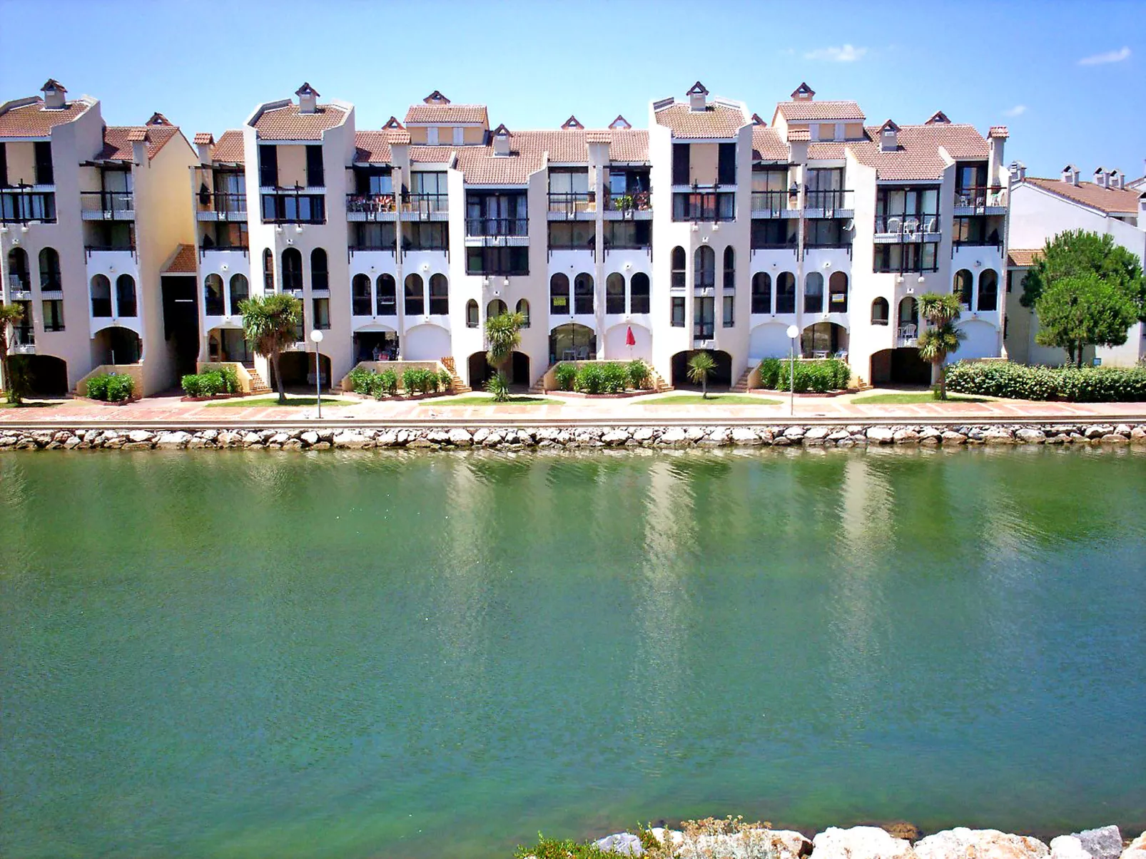 Pointe Vermeille-Outside