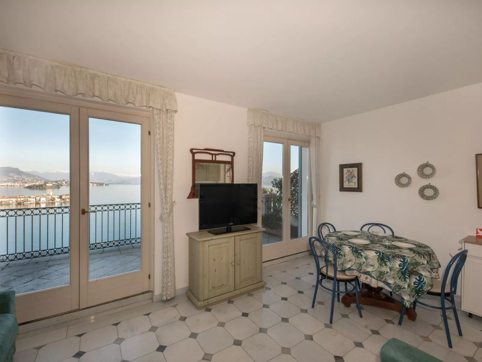 Punta Borromea-Inside