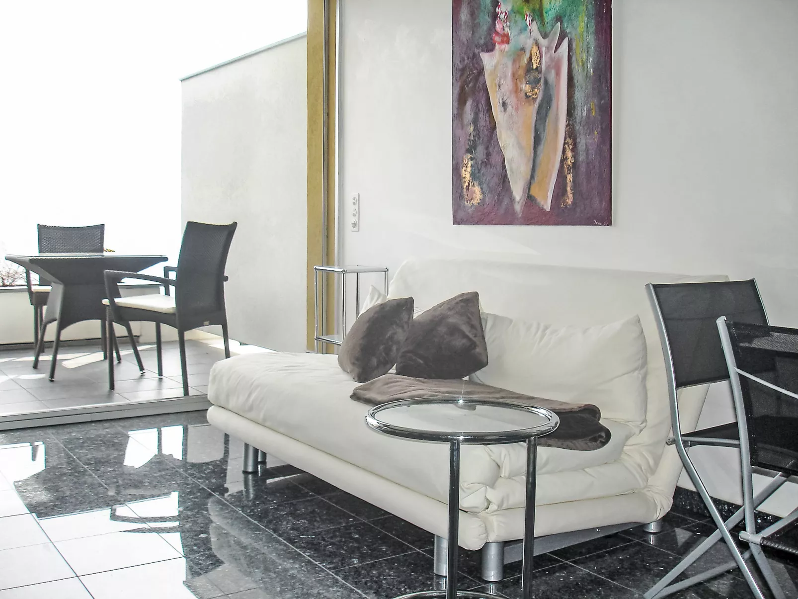 Lakeview App 501-Inside