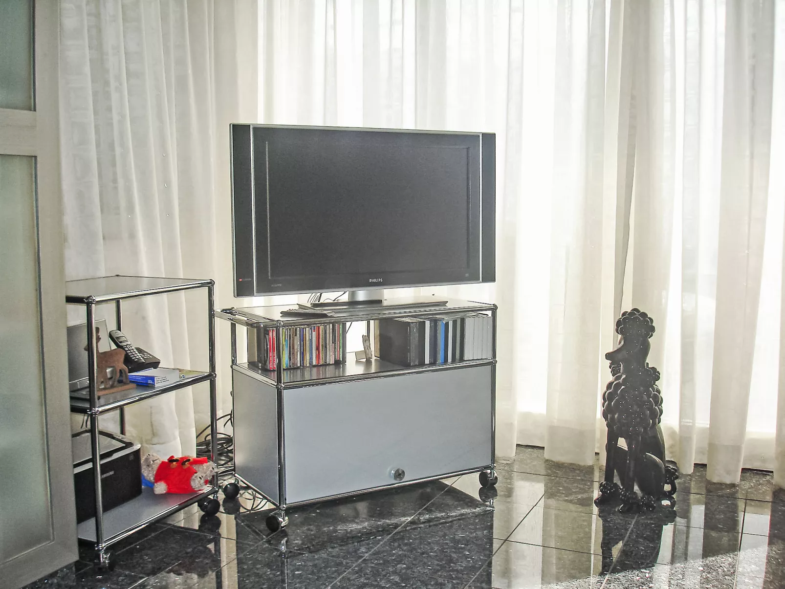 Lakeview App 501-Inside