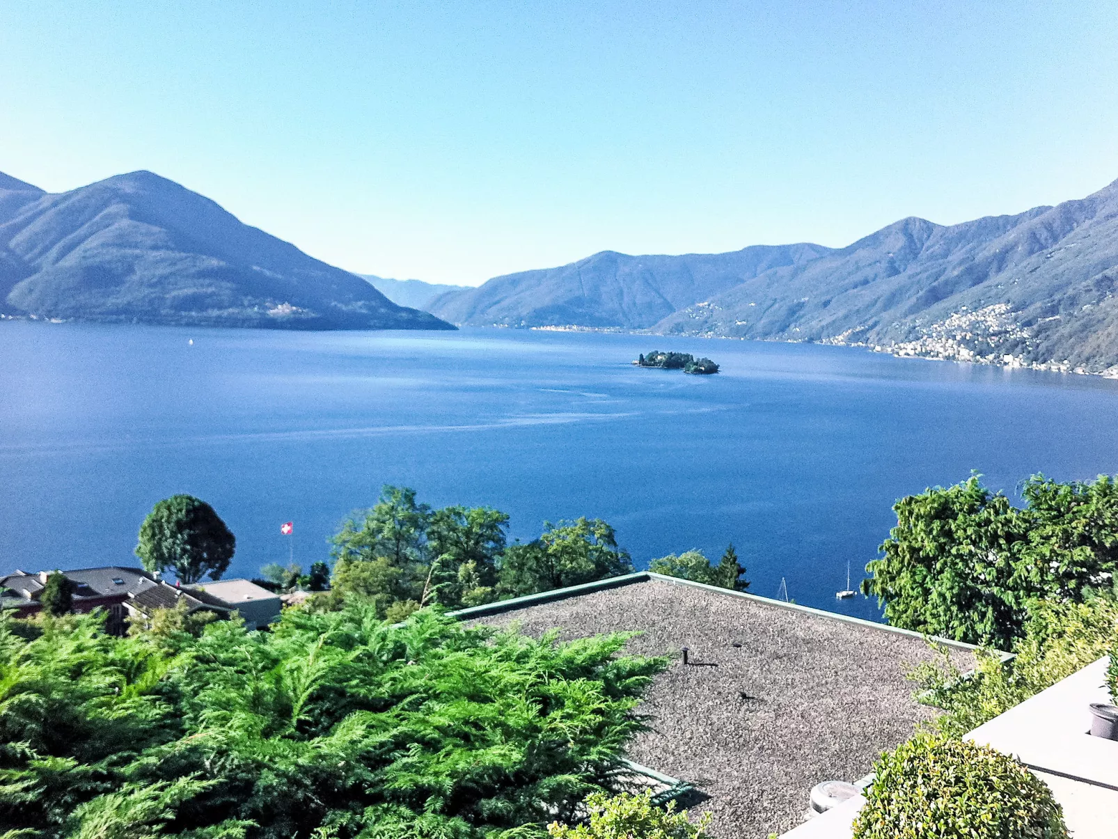 Lakeview App 501-Outside