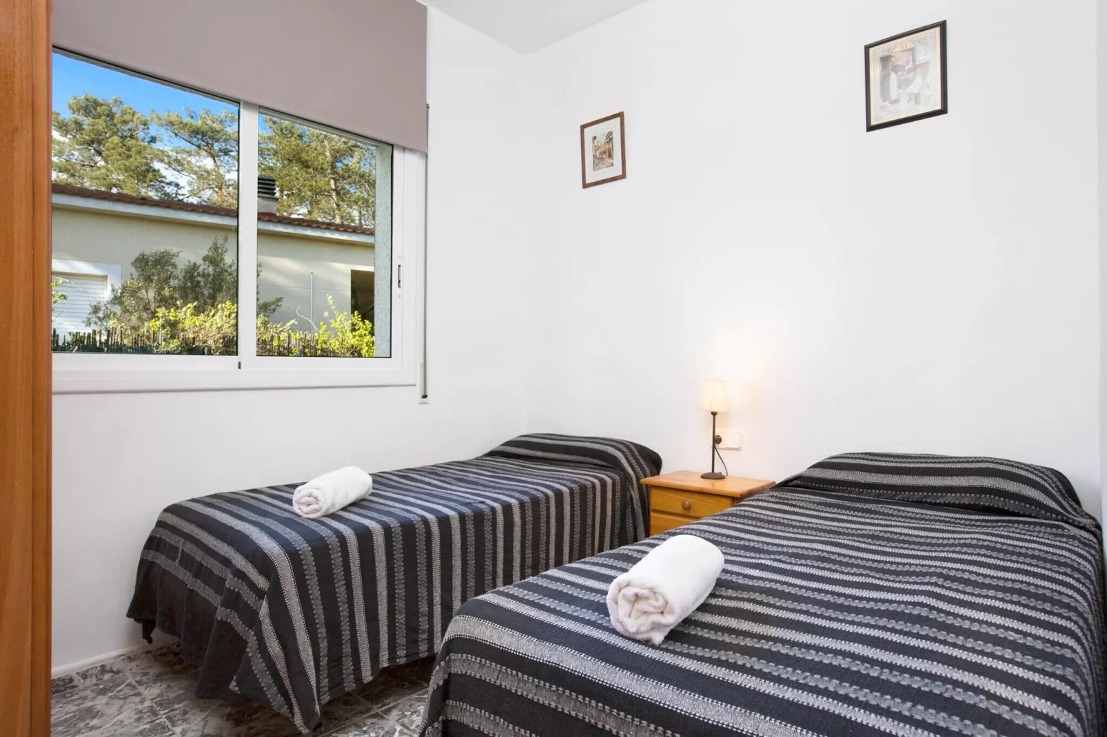 Alonso-Bedroom