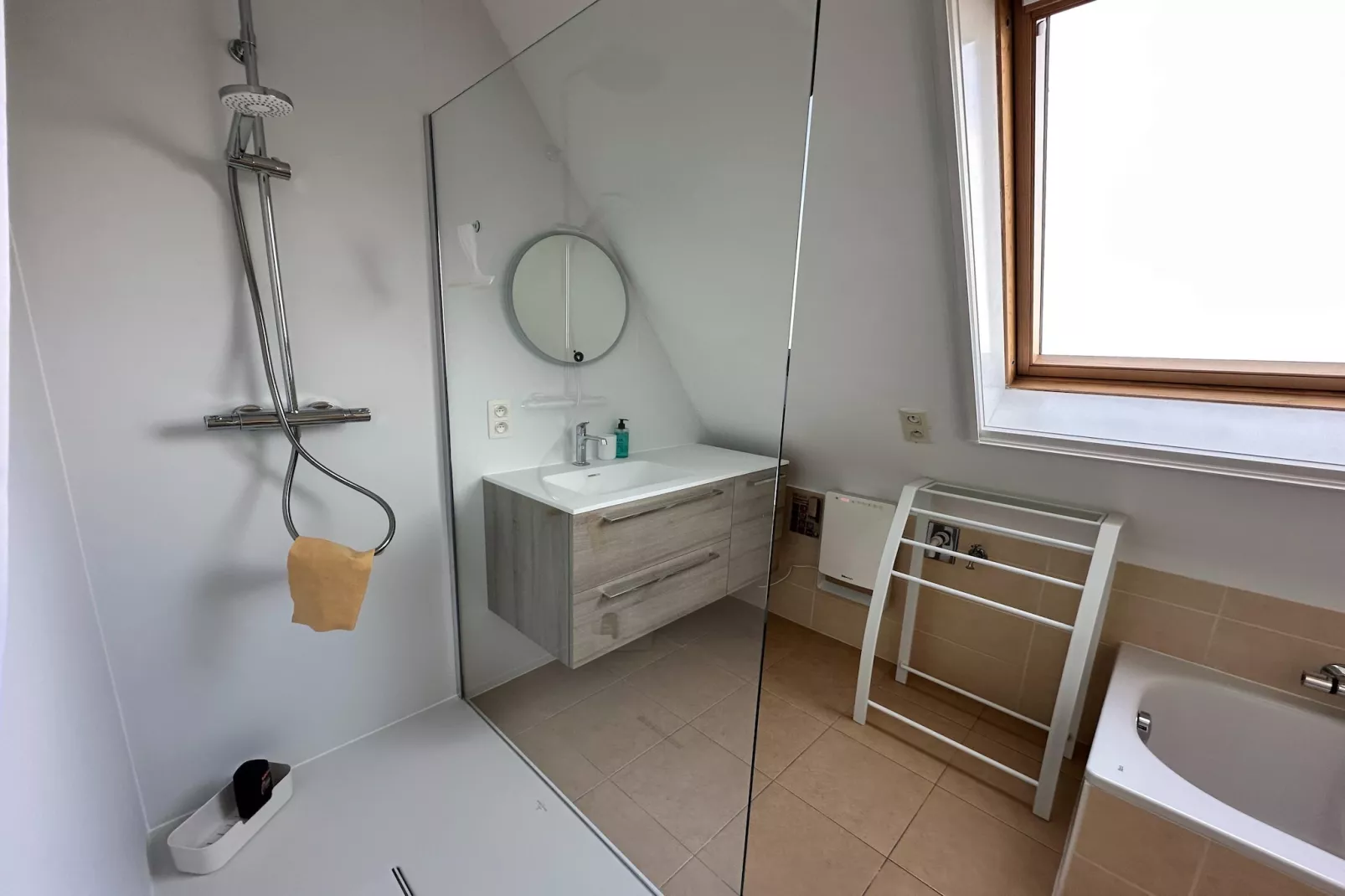 NWD40D0202-Bathroom