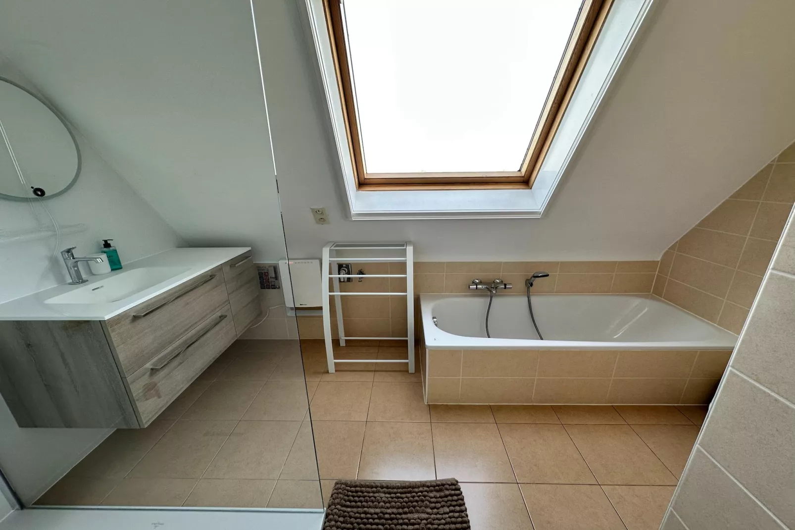 NWD40D0202-Bathroom