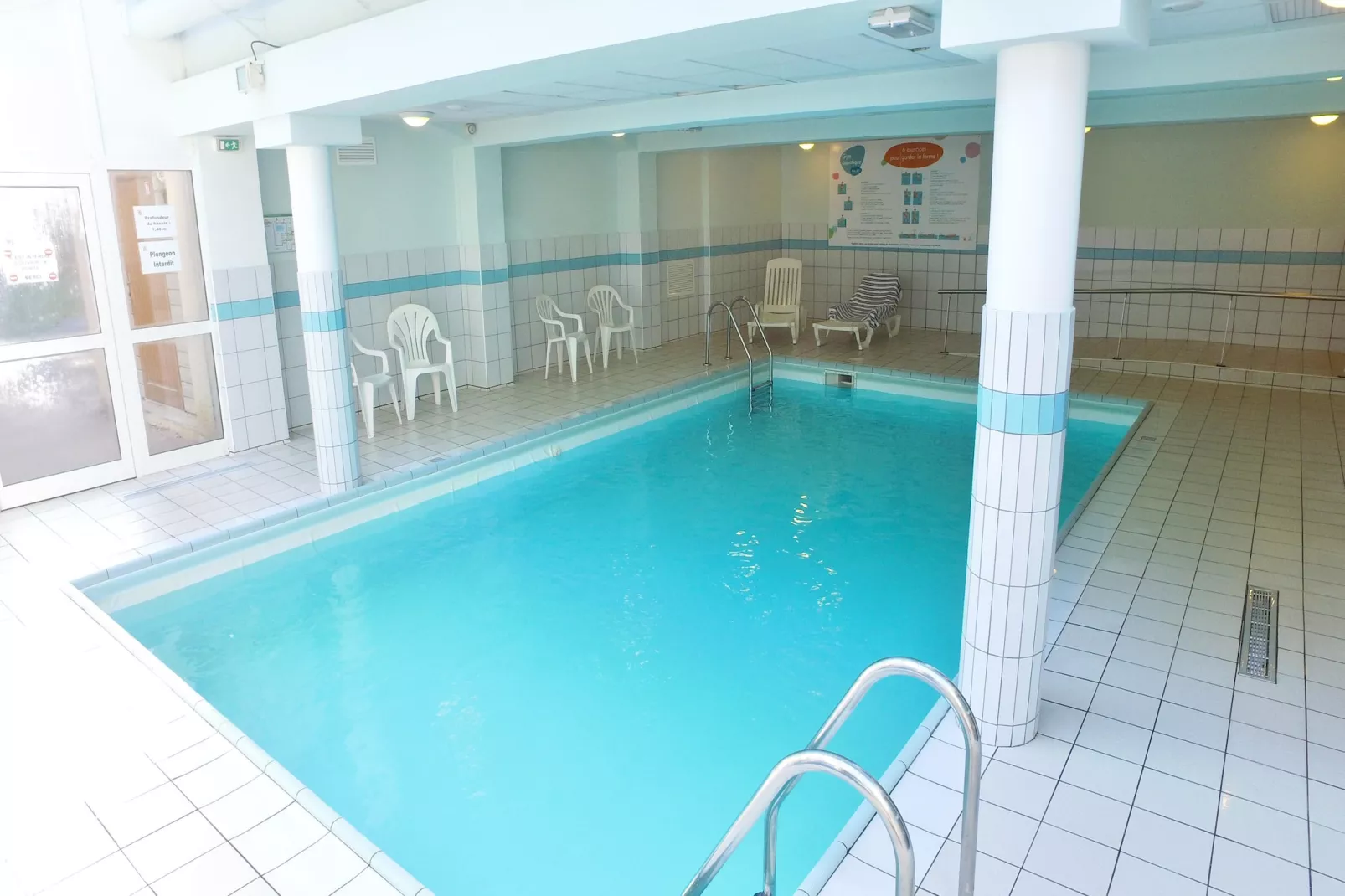 Gîte 2 Pièces 4 Personnes-Pool