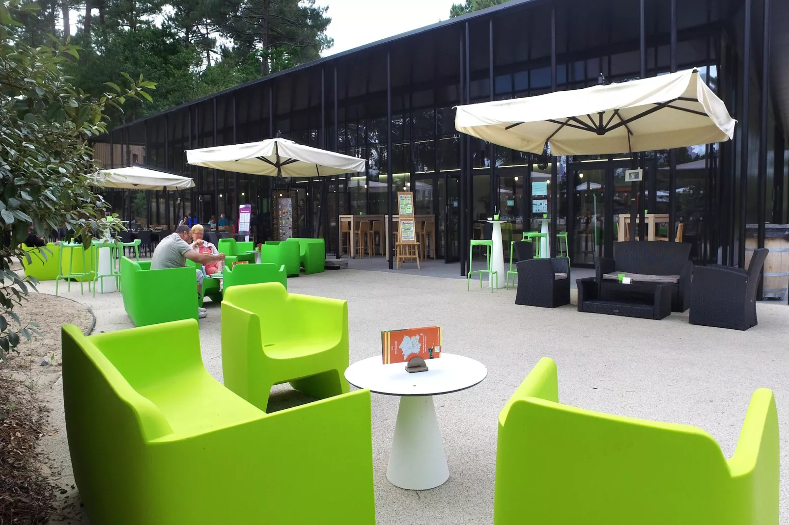 Lodge 4 Pièces 8 Personnes 2  bébés-Parkeinrichtungen