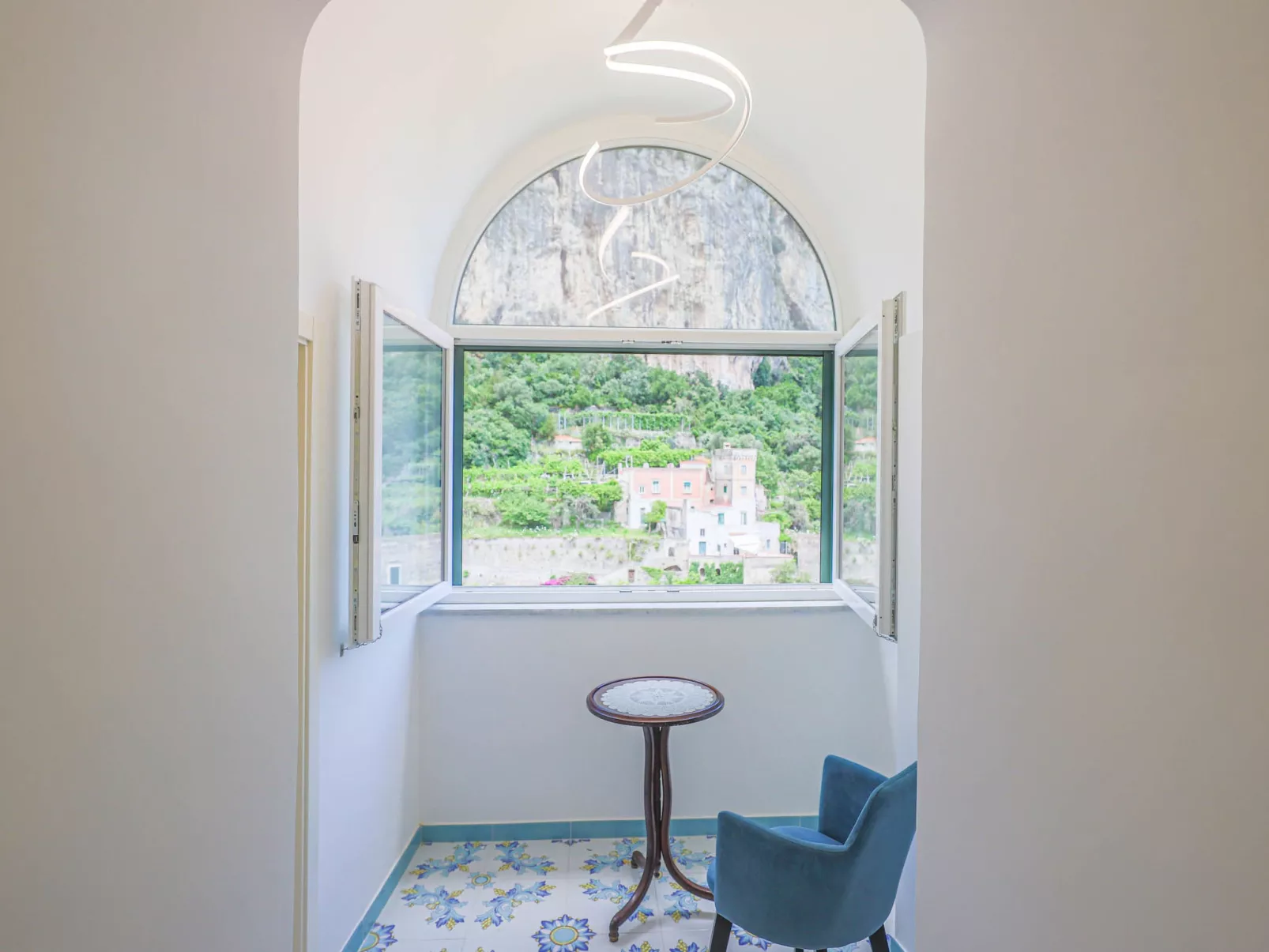 Convento San Basilio-Inside