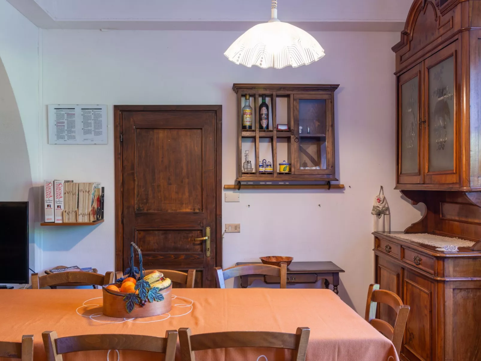 Il Giardino-Inside
