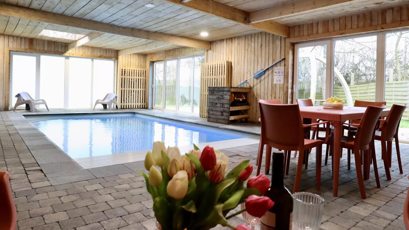 Tchénas-Pool