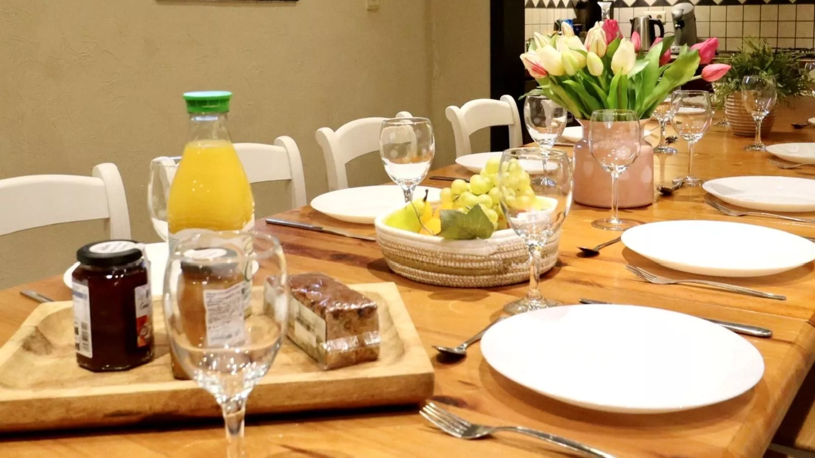 Tchénas-Dining room