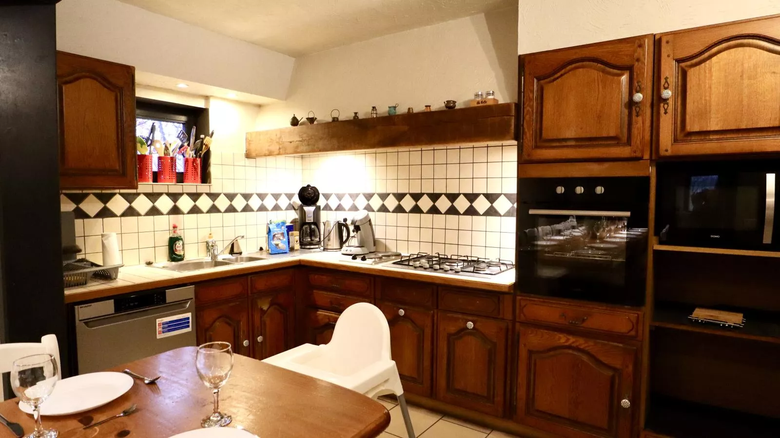 Tchénas-Kitchen