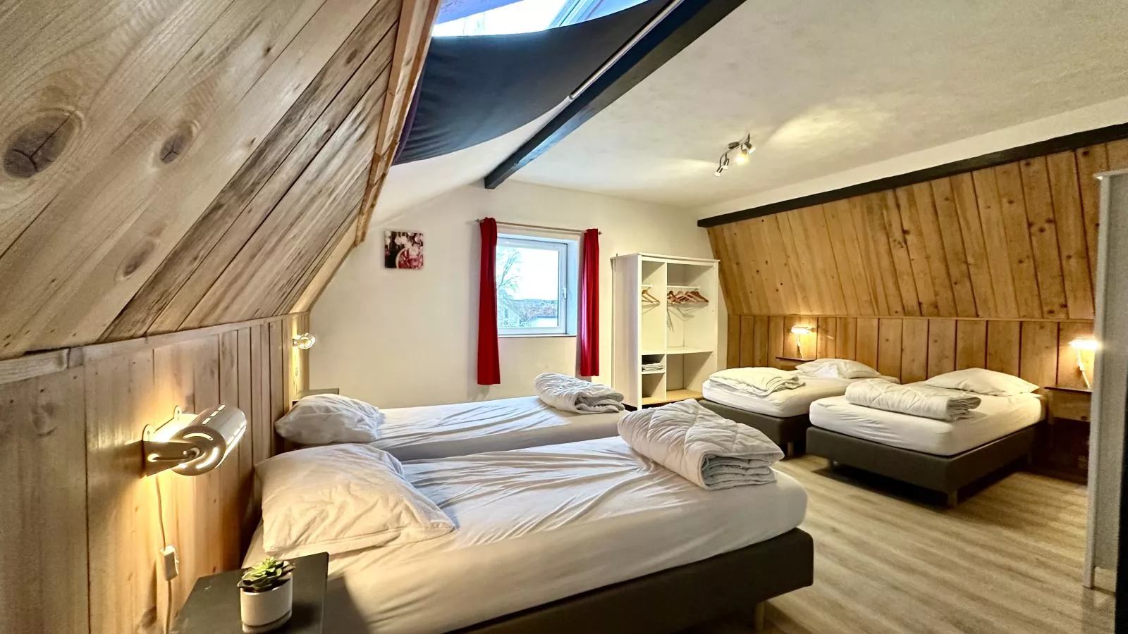 Tchénas-Bedroom
