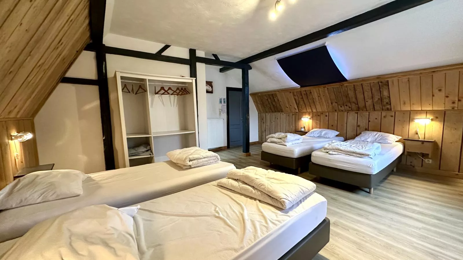 Tchénas-Bedroom