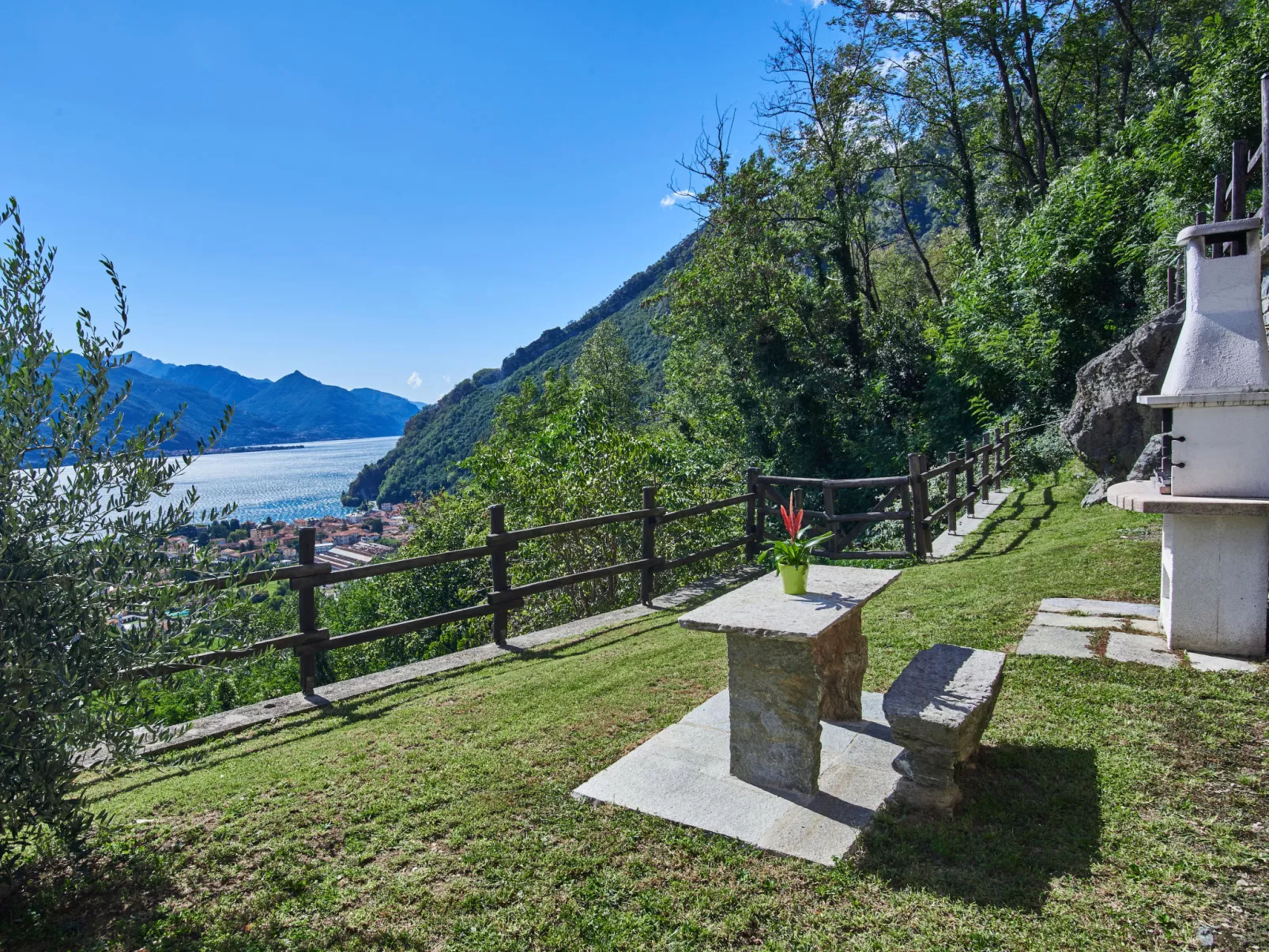 Residenza La Sassicaia-Outside