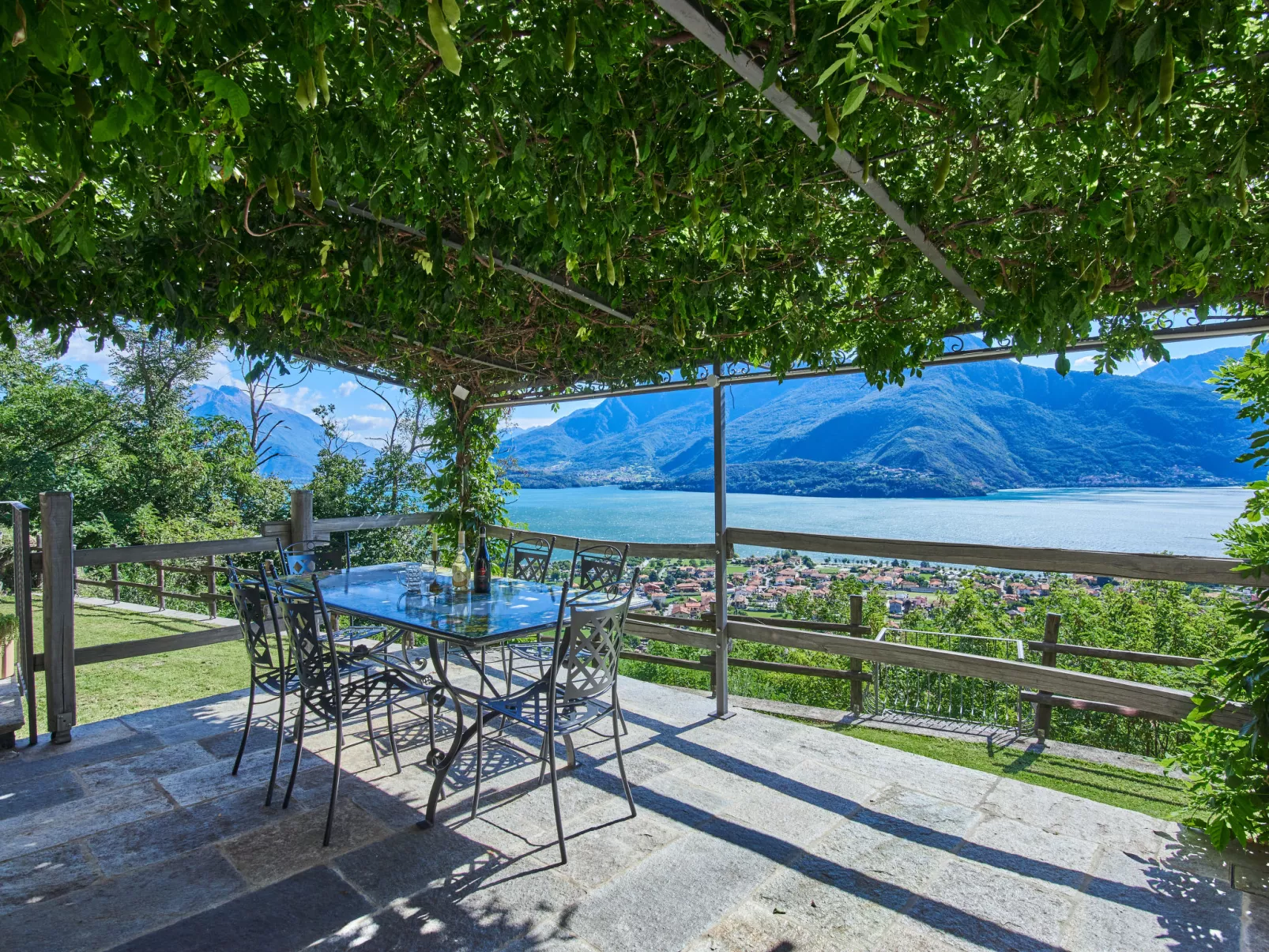 Residenza La Sassicaia-Outside