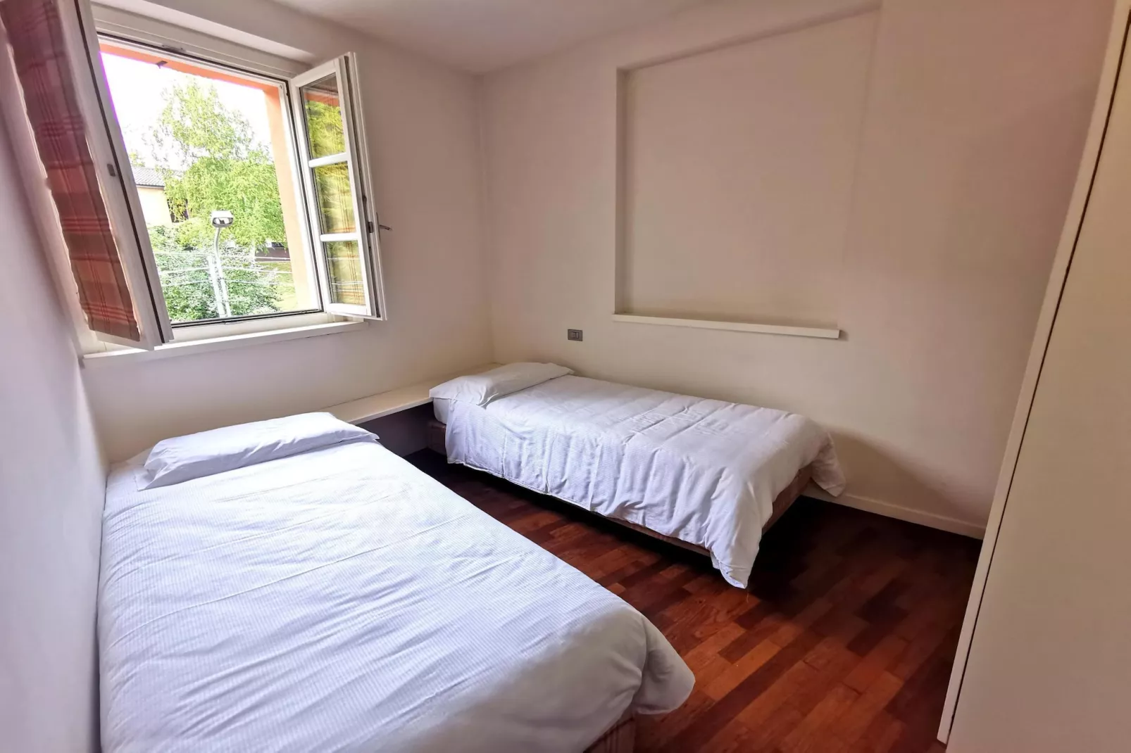 Residence Antico Verbano Meina-Trilo 6-Schlafzimmer