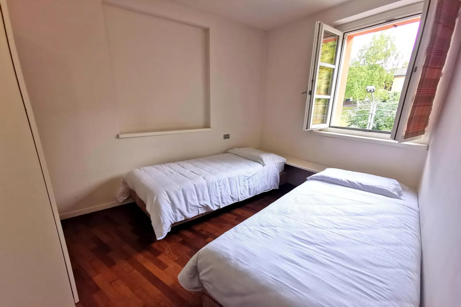 Residence Antico Verbano Meina-Trilo 6-Schlafzimmer