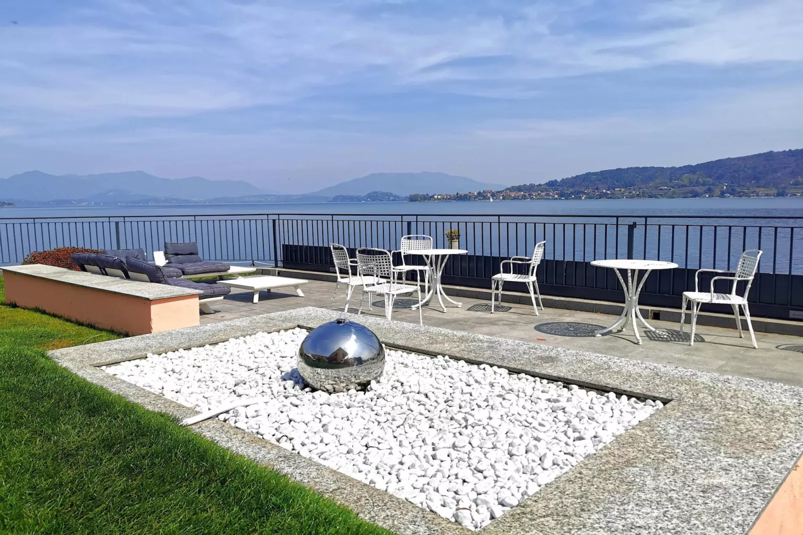 Residence Antico Verbano Meina-Trilo 6-Aussicht Sommer