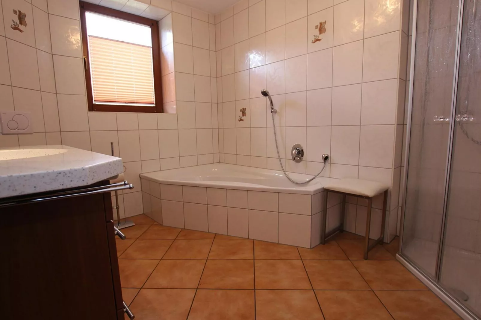 EG 45 qm-Bathroom