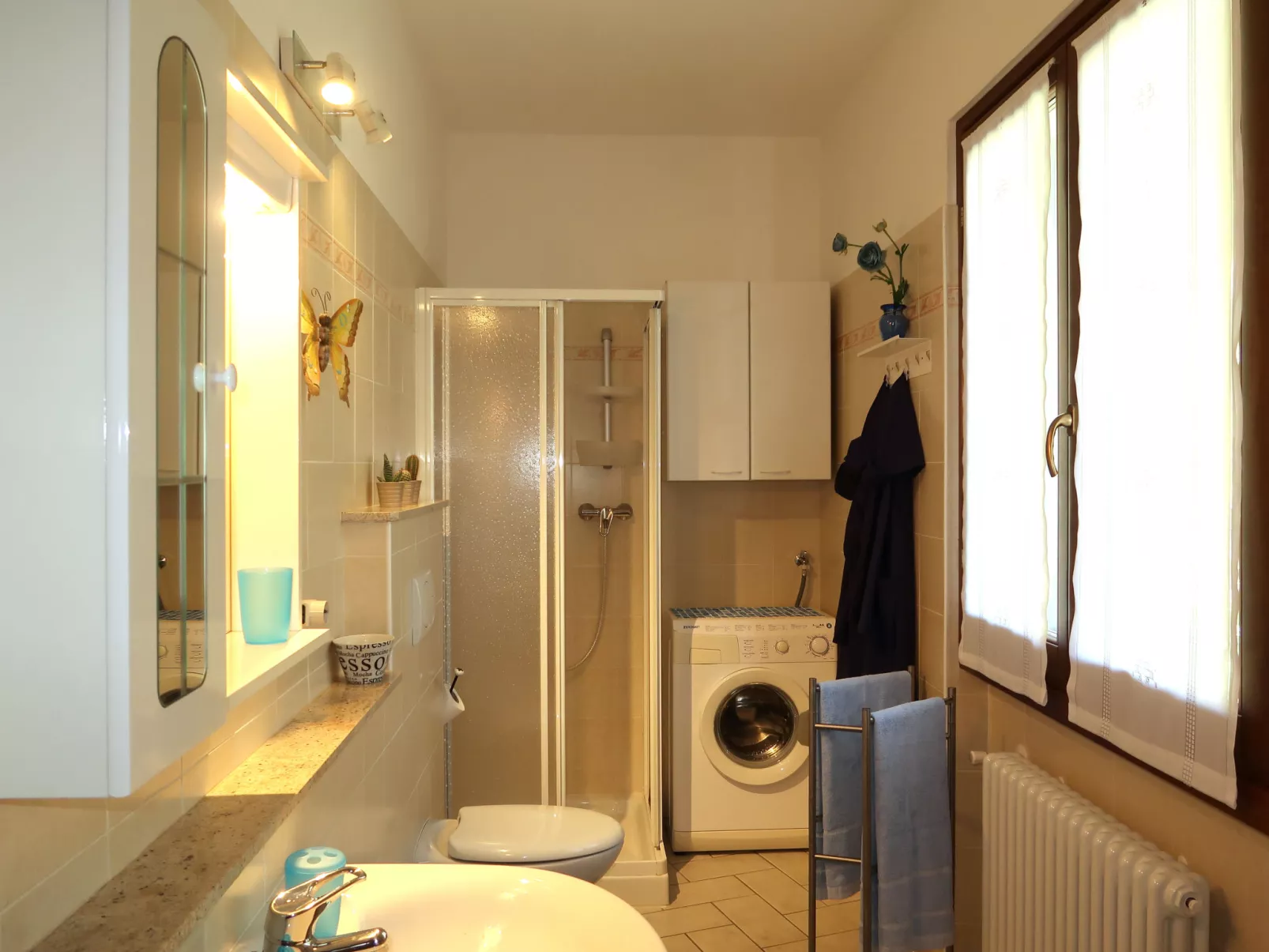 Bellavista (GRV240)-Inside