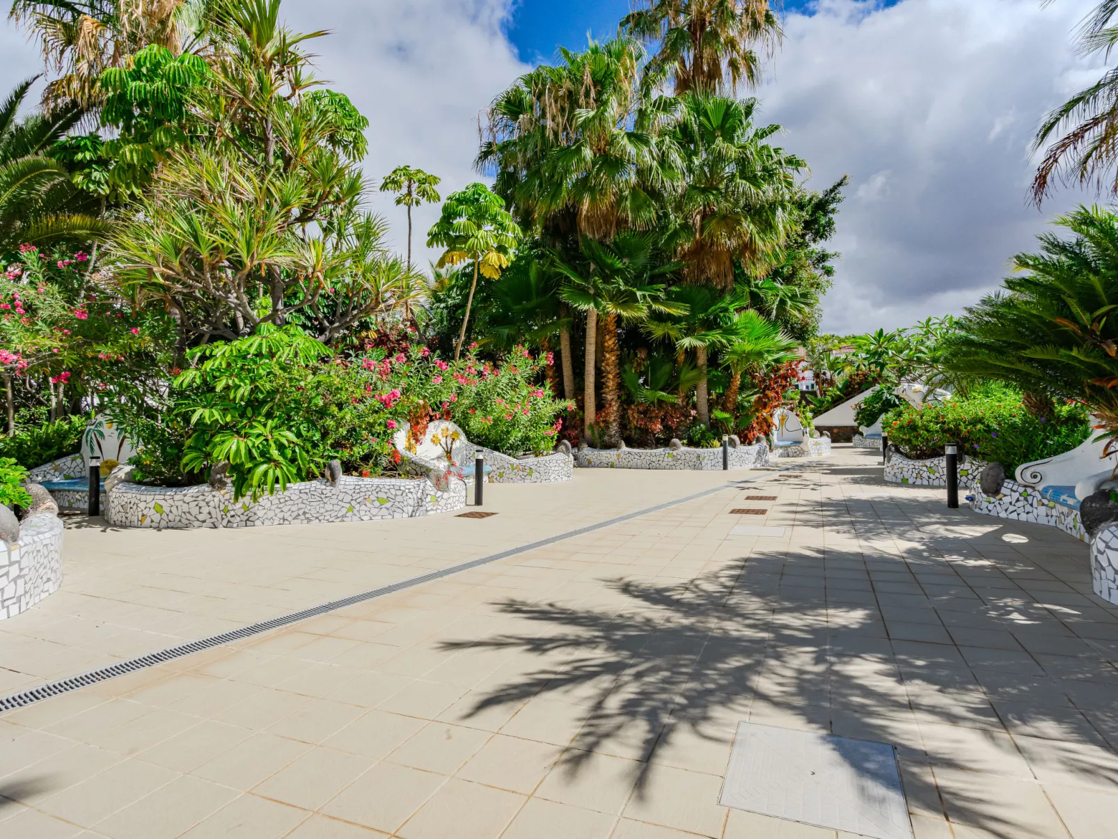 Parque Don Jose-Outside