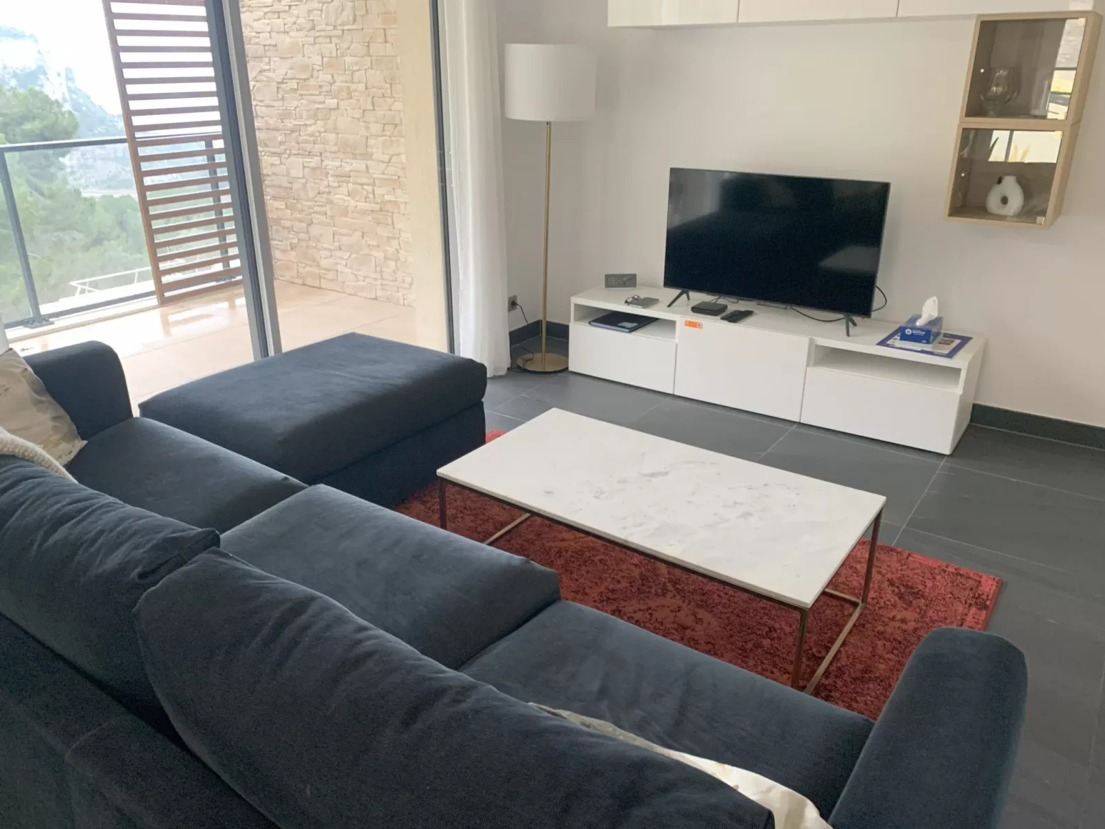 Prestige view-Inside