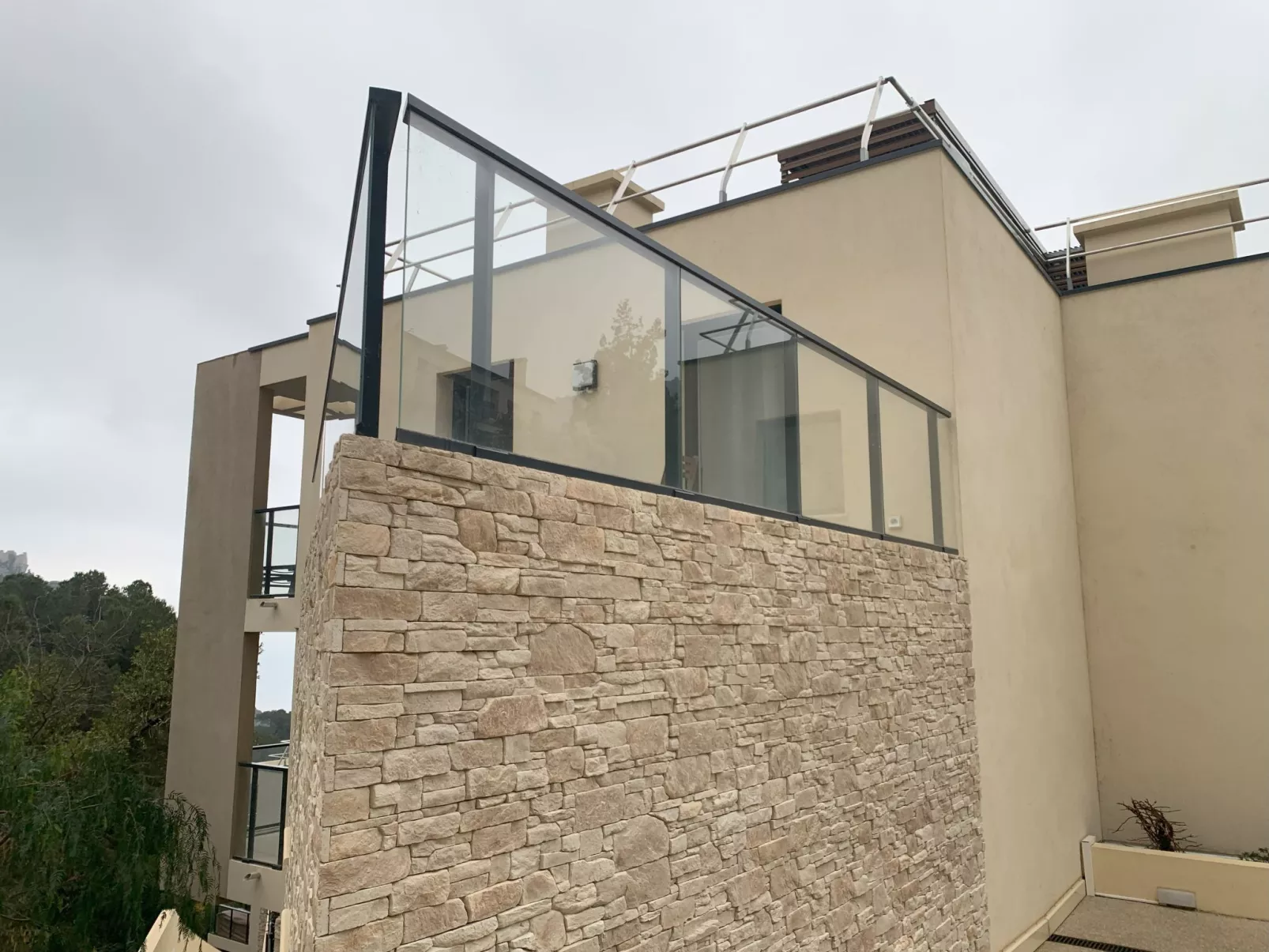 Prestige view-Outside