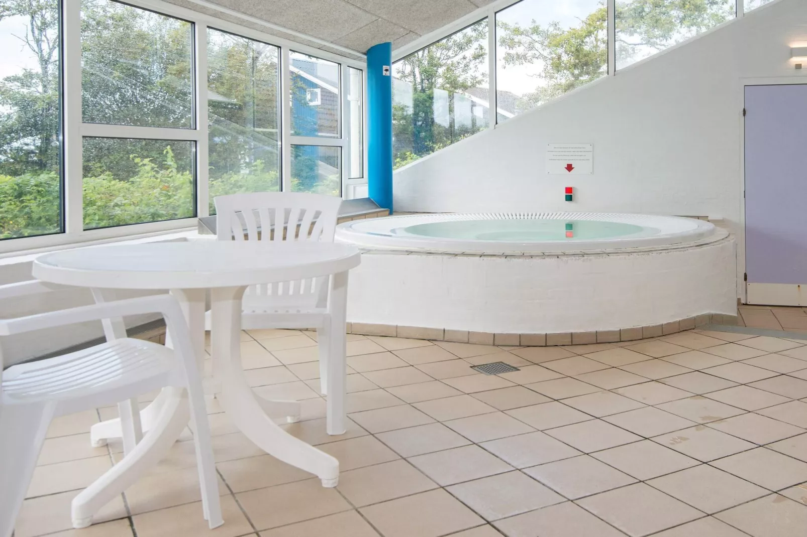 3 room,2 levels,dishwasher-Spa