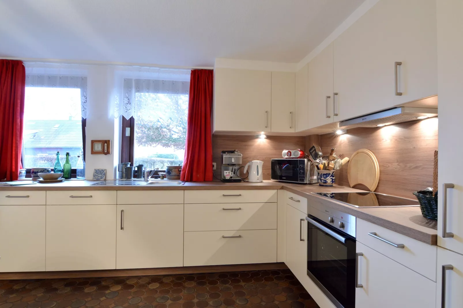 Haus Päsch nahe See mit beheiztem Whirlpool/Sauna-Cuisine