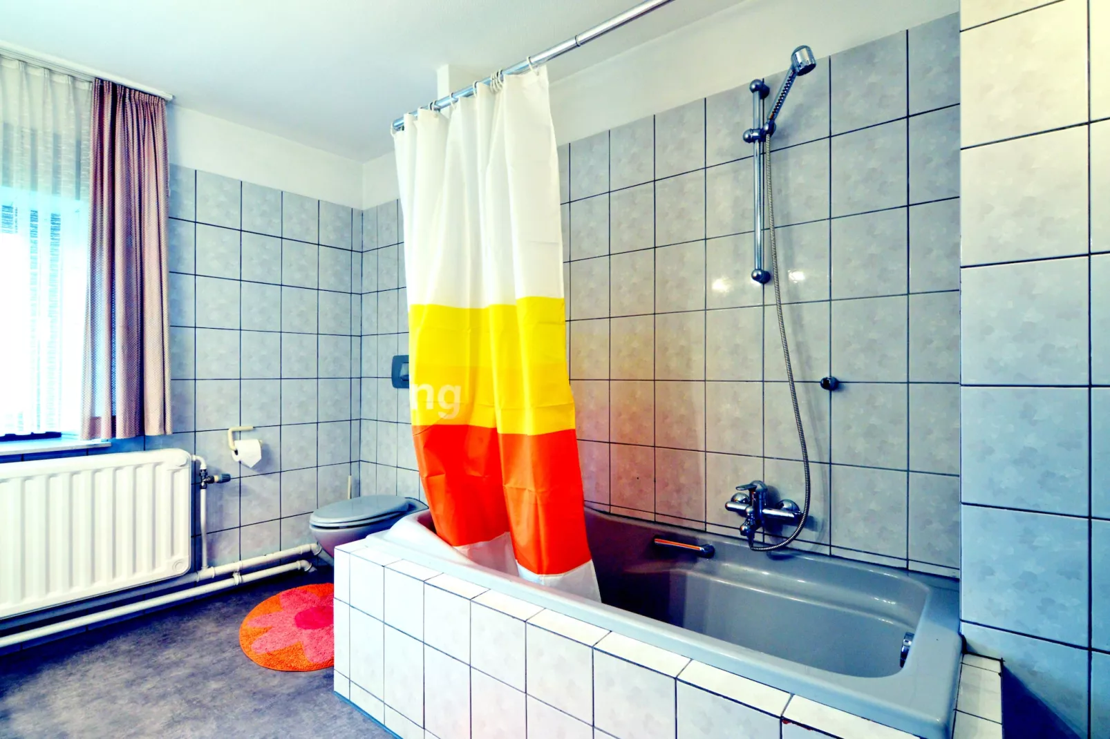 Haus Päsch nahe See mit beheiztem Whirlpool/Sauna-Salle de bain