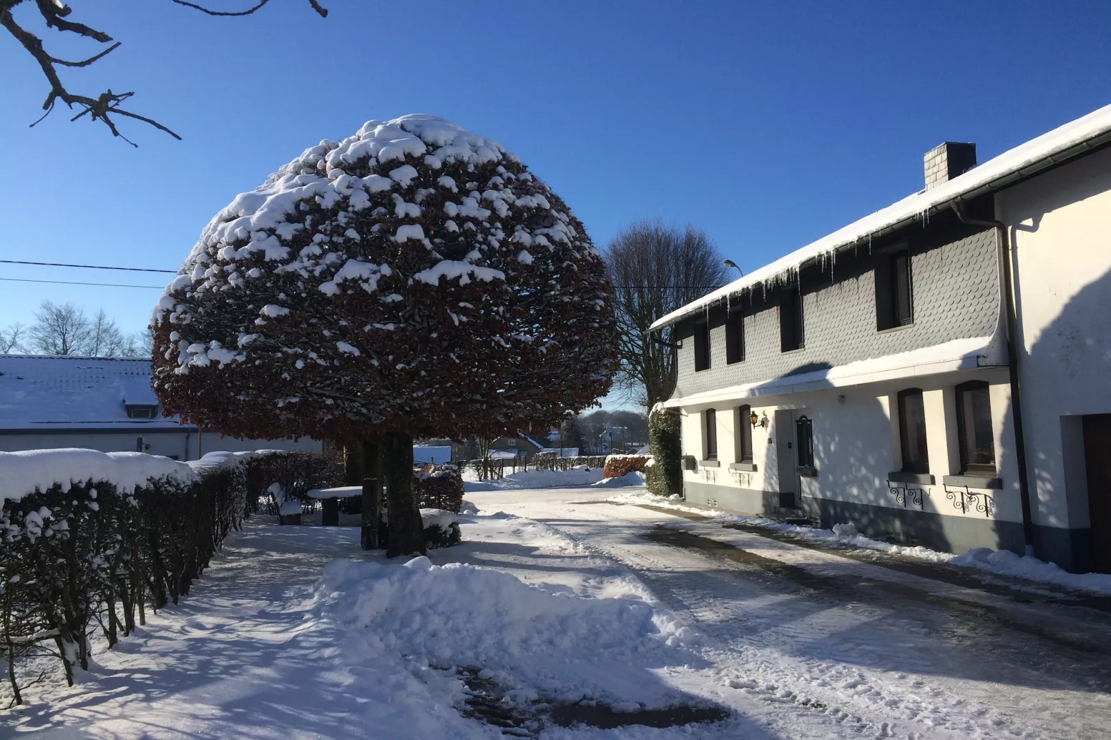 Haus Päsch nahe See mit beheiztem Whirlpool/Sauna-Extérieur hiver